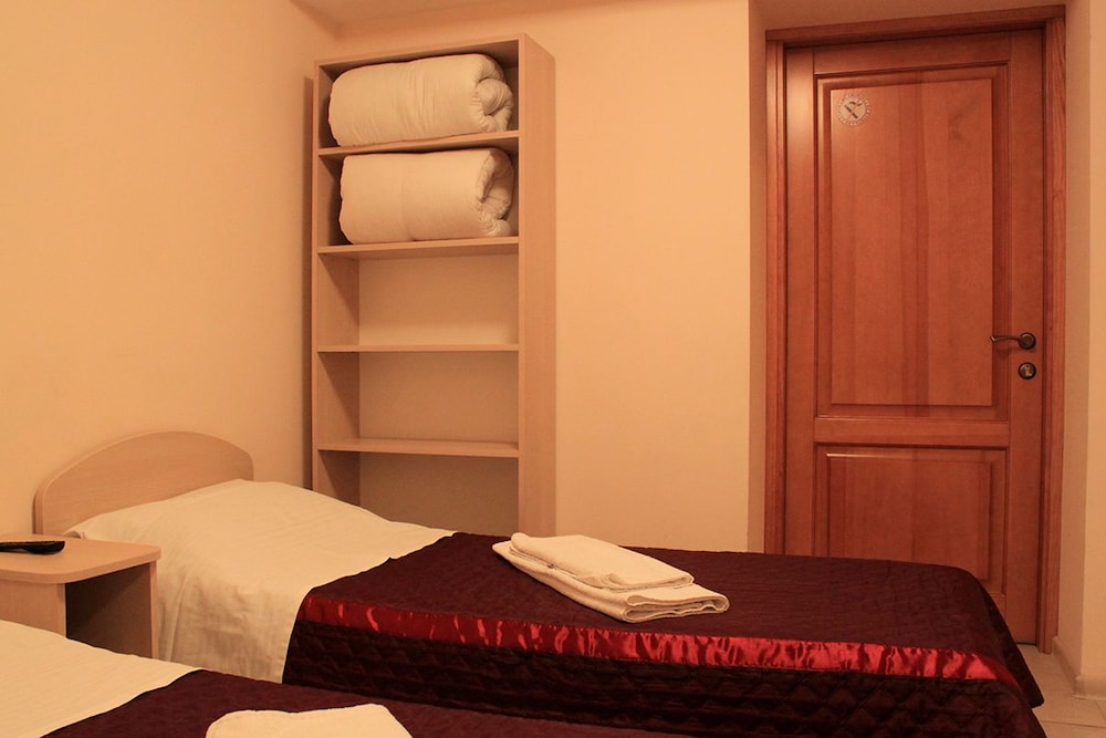 Zenith Hotel