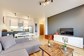 Apartinfo Island Apartments