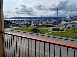 Harborside Inn