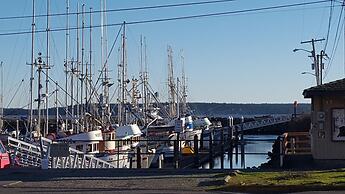 Harborside Inn
