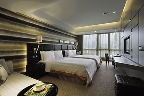 Puli Ease Hotel