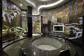 Puli Ease Hotel