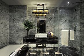 Puli Ease Hotel