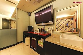 Palace Motel