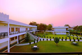 Aapno Ghar Resort