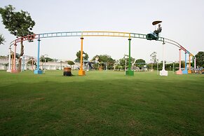 Aapno Ghar Resort