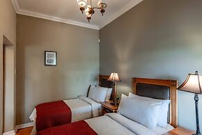Mooiplaas Guesthouse