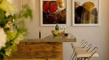 Sea Five Boutique Hotel