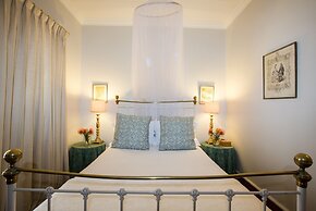 Loddeys Guesthouse