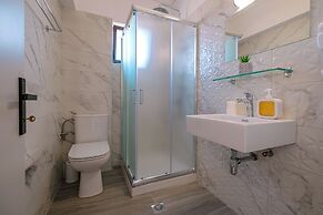 Anthia Apartments
