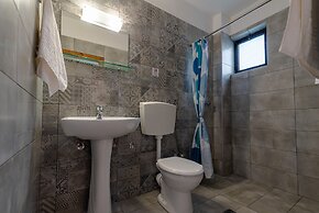 Anthia Apartments