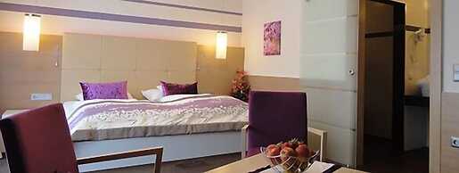 Hotel Lenauhof