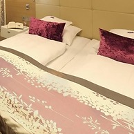 Hotel Lenauhof