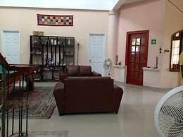 Mansion Giahn Inn
