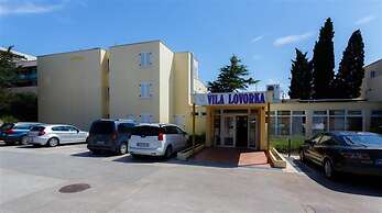Villa Lovorka - Hotel Resort Drazica