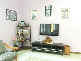 Kapal Terbang Guest House