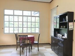 Kapal Terbang Guest House