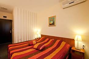 Hotel Cheap