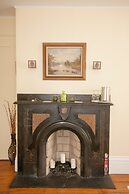 Candlebay Inn