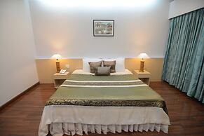 Charoen Hotel