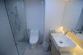 Charoen Hotel