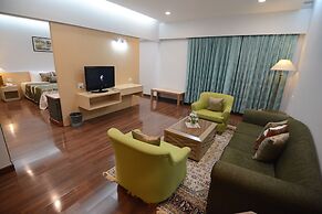 Charoen Hotel