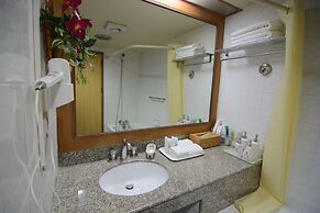 Charoen Hotel