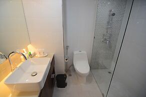 Charoen Hotel