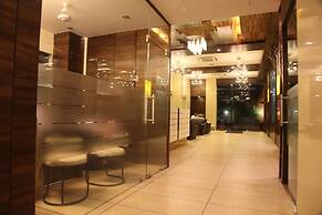 Le Grande Residency