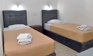 Vanas Apartments
