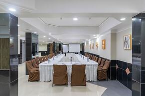 Hotel Summit