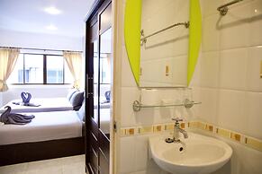 Golden Guesthouse