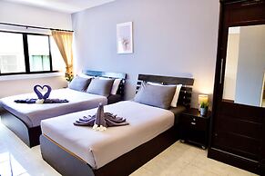 Golden Guesthouse