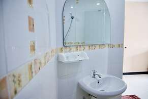 Golden Guesthouse