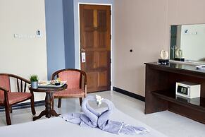 Golden Guesthouse