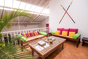 Mango House