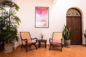 Mango House