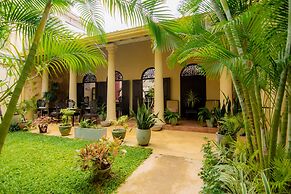 Mango House