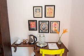 Mango House