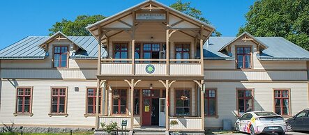 Ronneby Brunnspark Vandrarhem och B&B - Hostel