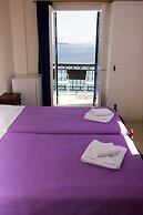 Stelios Hotel