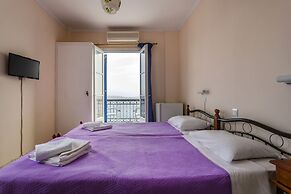 Stelios Hotel