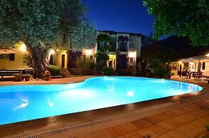 Olive Garden Apart Hotel