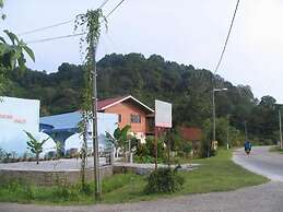 The Box Chalet
