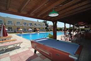 Iris Hotel