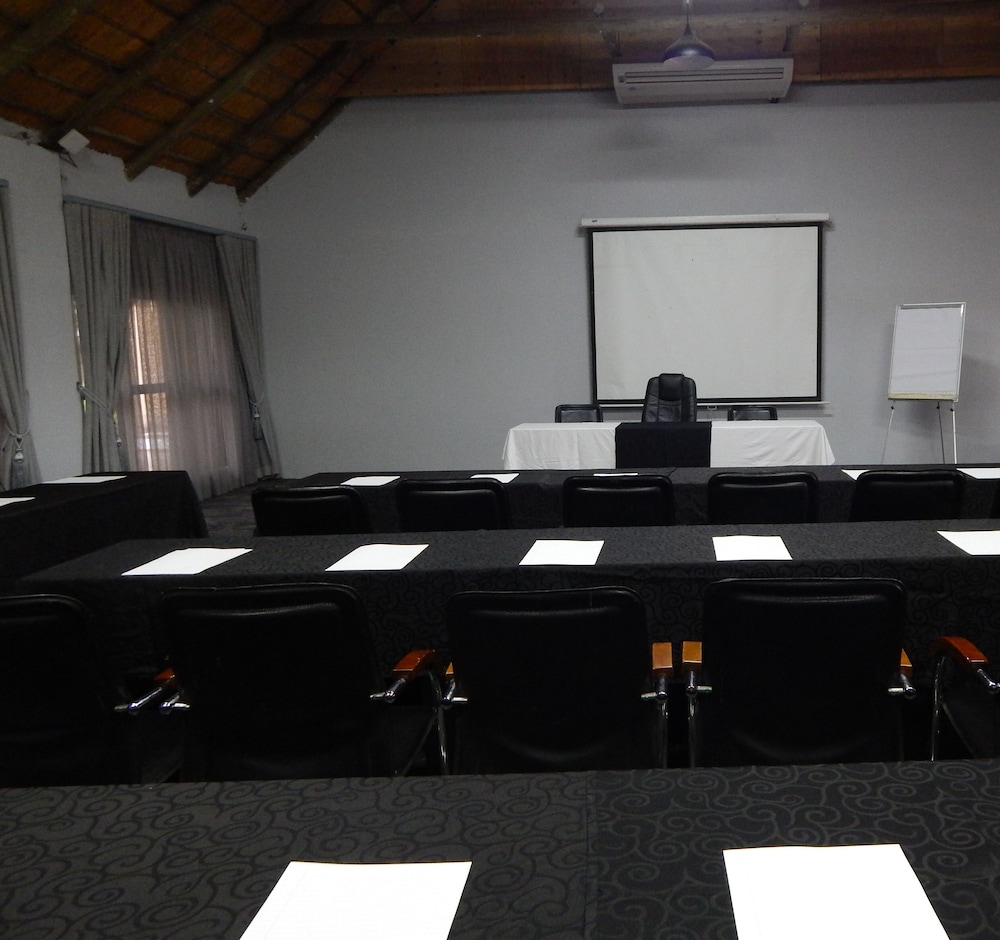 Kwalape Safari Lodge