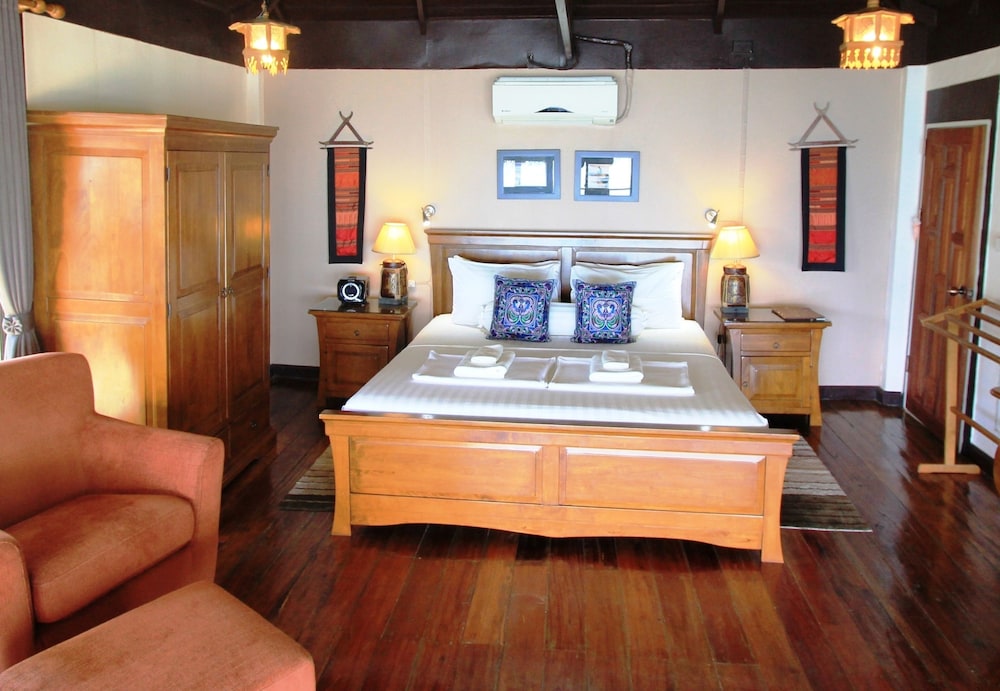 Amber Sands Beach Resort