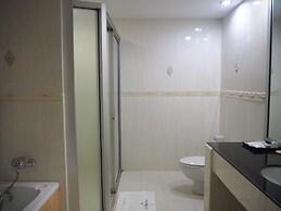 Ton Koon Hotel