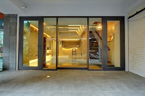Bayman Hotel