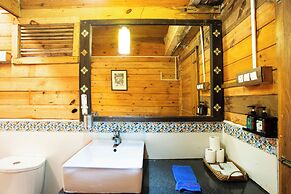 Stone Water Eco Resort